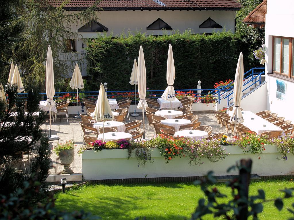 ארצל אים פלאצטל Hotel Montana מראה חיצוני תמונה